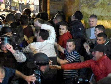 Έκτακτο σχέδιο από τις αρμόδιες υπηρεσίες υποδοχής Σκοπιανών προσφύγων σε περίπτωση εμφυλίου (upd)